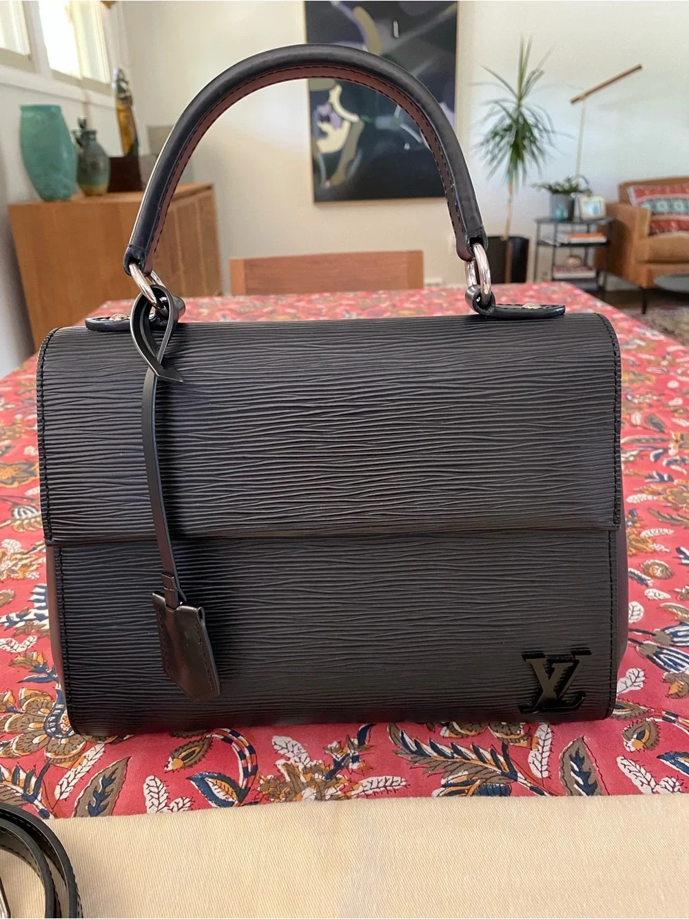 Louis Vuitton Cluny BB Noir Epi Leather Crossbody Top Handle + Receipt